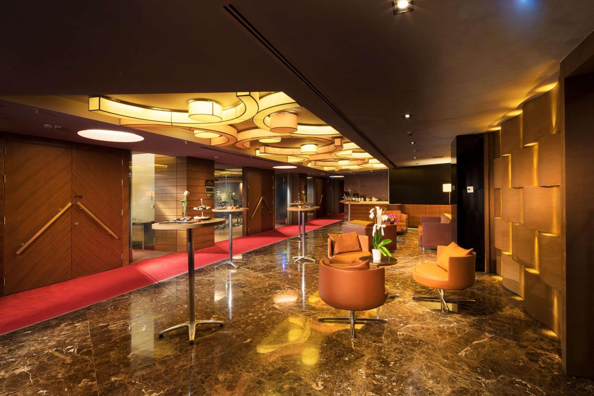מלון Doubletree By Hilton - Old Town