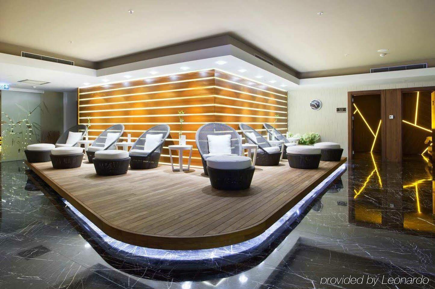 מלון Doubletree By Hilton - Old Town 5*