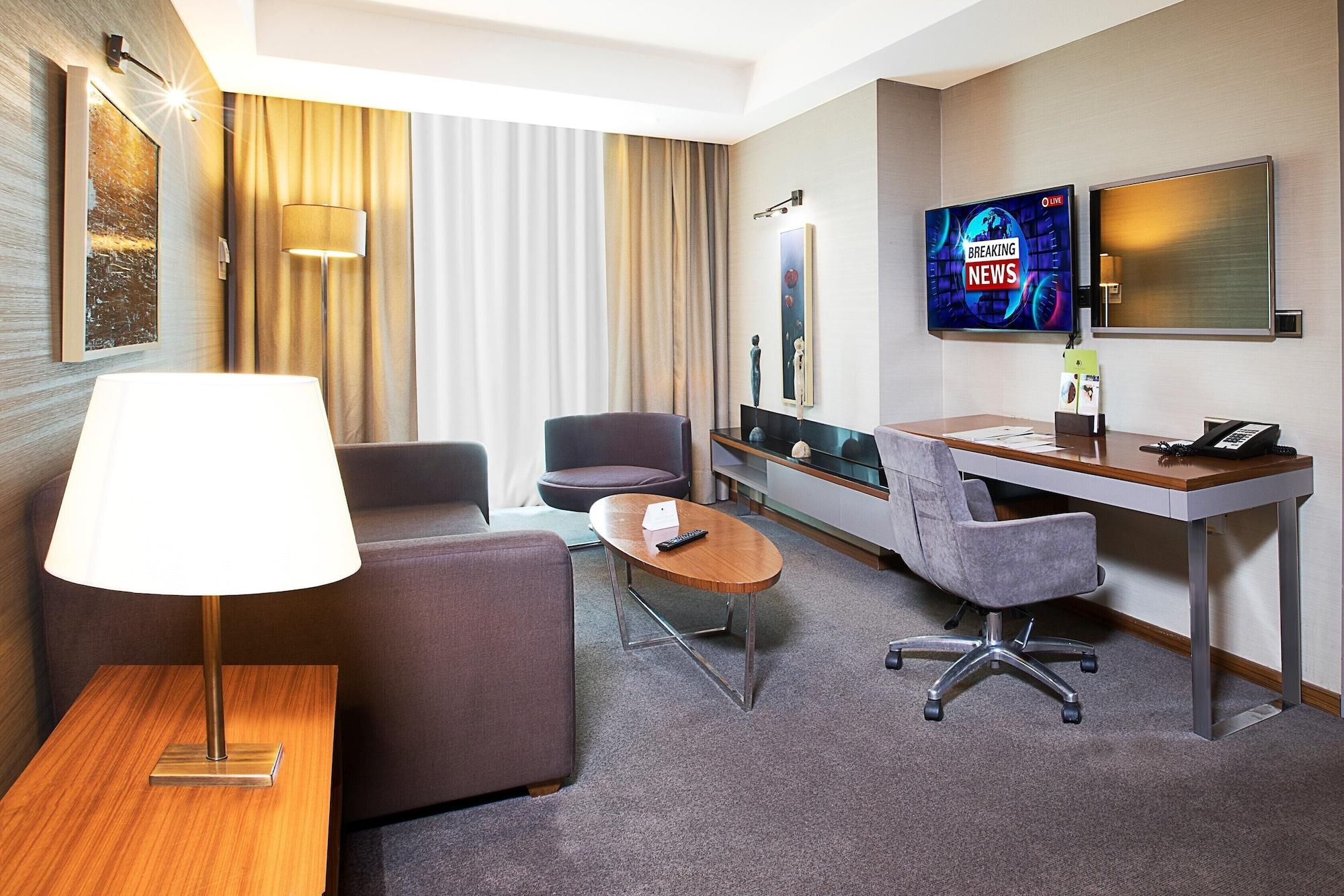 Doubletree By Hilton - Old Town Отель 5*