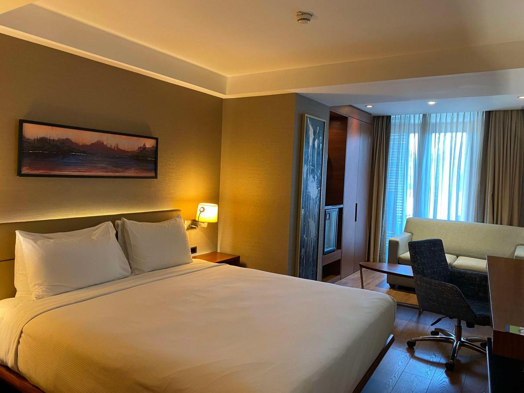 Отель Doubletree By Hilton - Old Town
